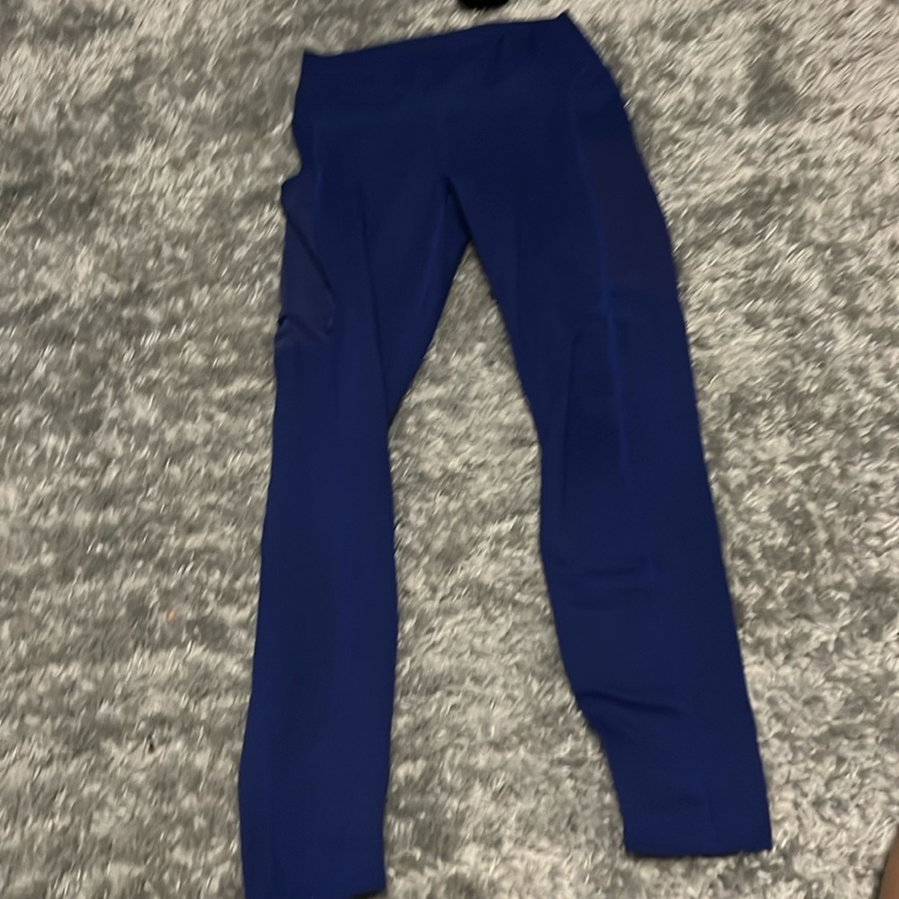 Blue Fabletics leggings